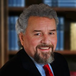 Michael Mandis Headshot